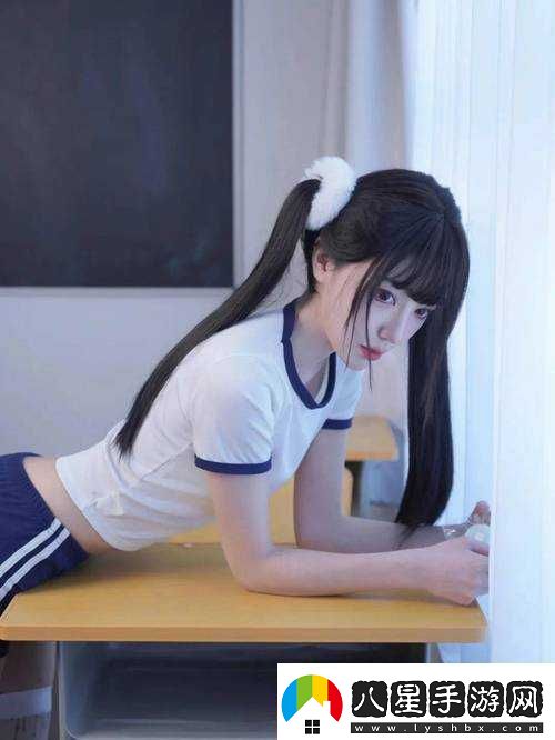 白絲?；ㄇ寮儎?dòng)人