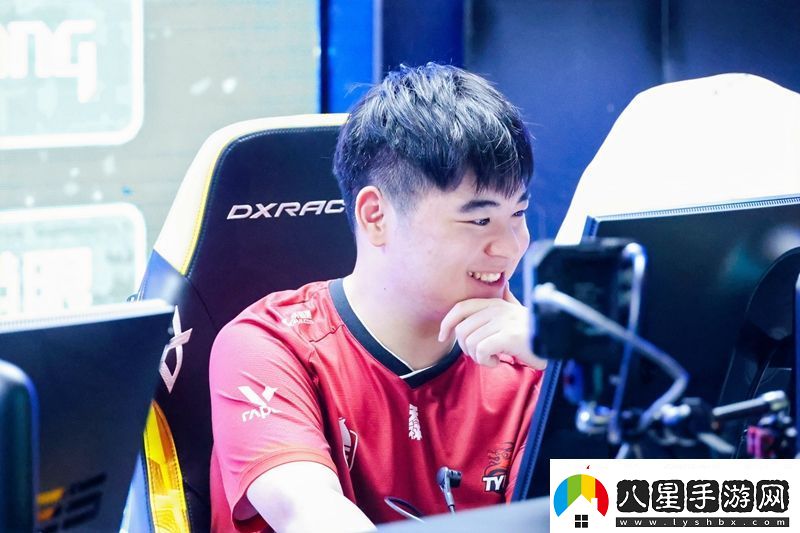 5EPlay現場(chǎng)專(zhuān)訪(fǎng)Jee